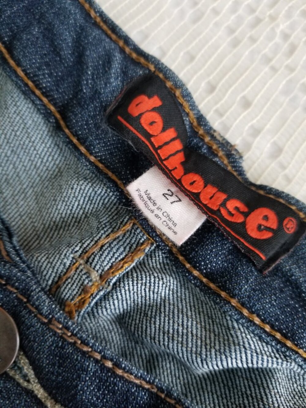 Dollhouse Skinny Jeans Size 27 - Picture 8 of 9